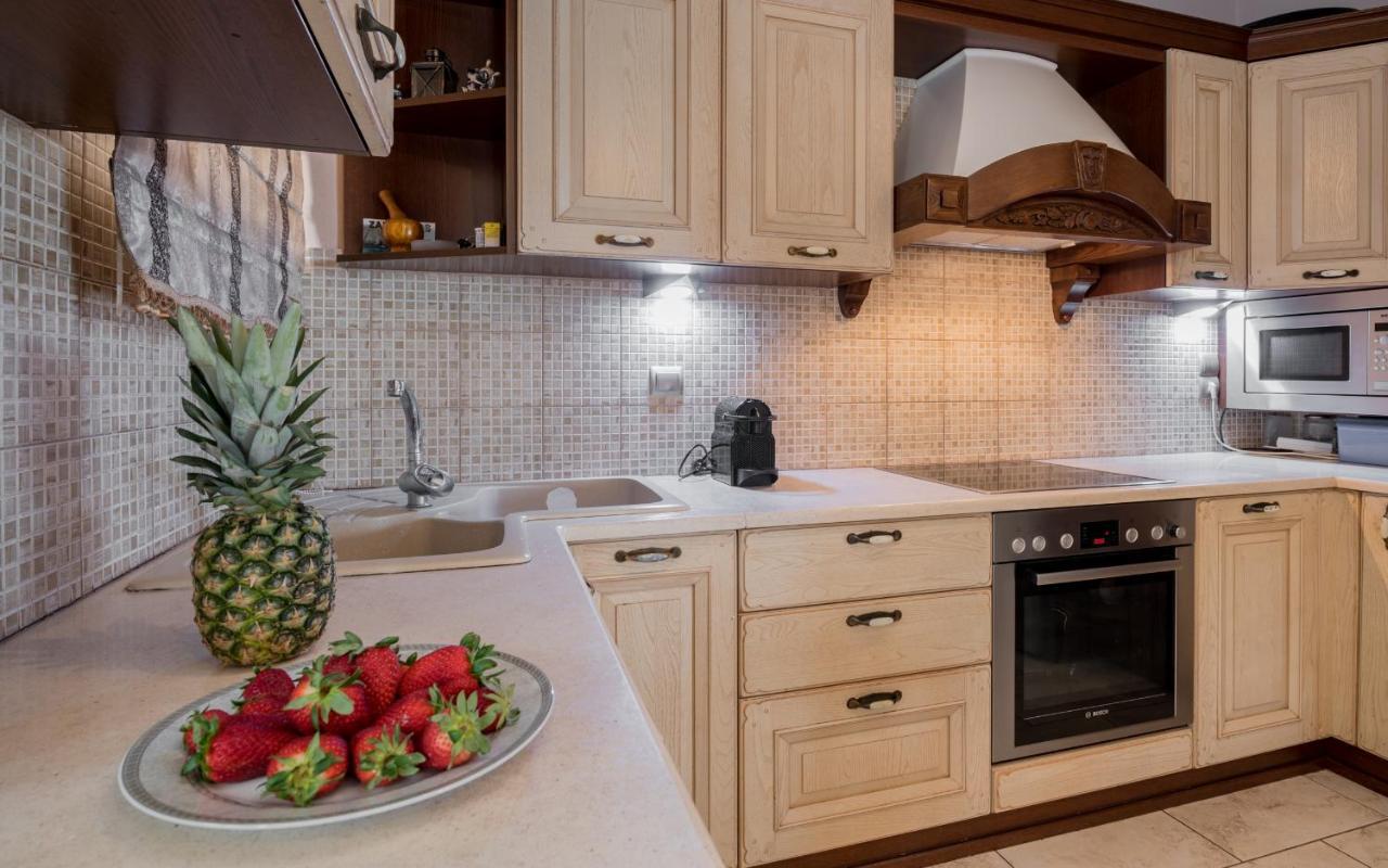Apartament Vicky Argassi